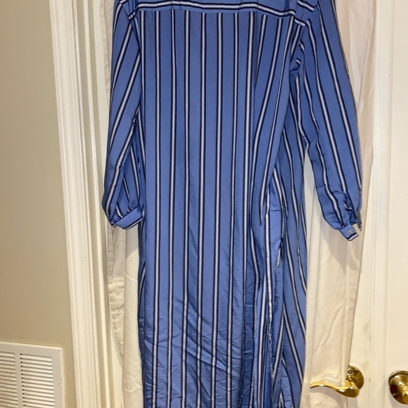Long Blue Stripped Robe - Picture 3 of 3